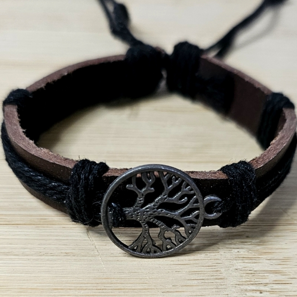 New Leather Bracelet with a Tree of Life Charm